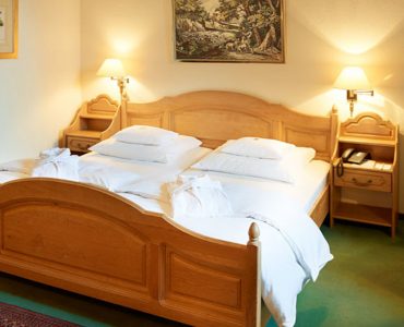 Hotel Rooms 1 • Burg Schnellenberg